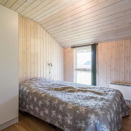 Holiday home Clxxvii